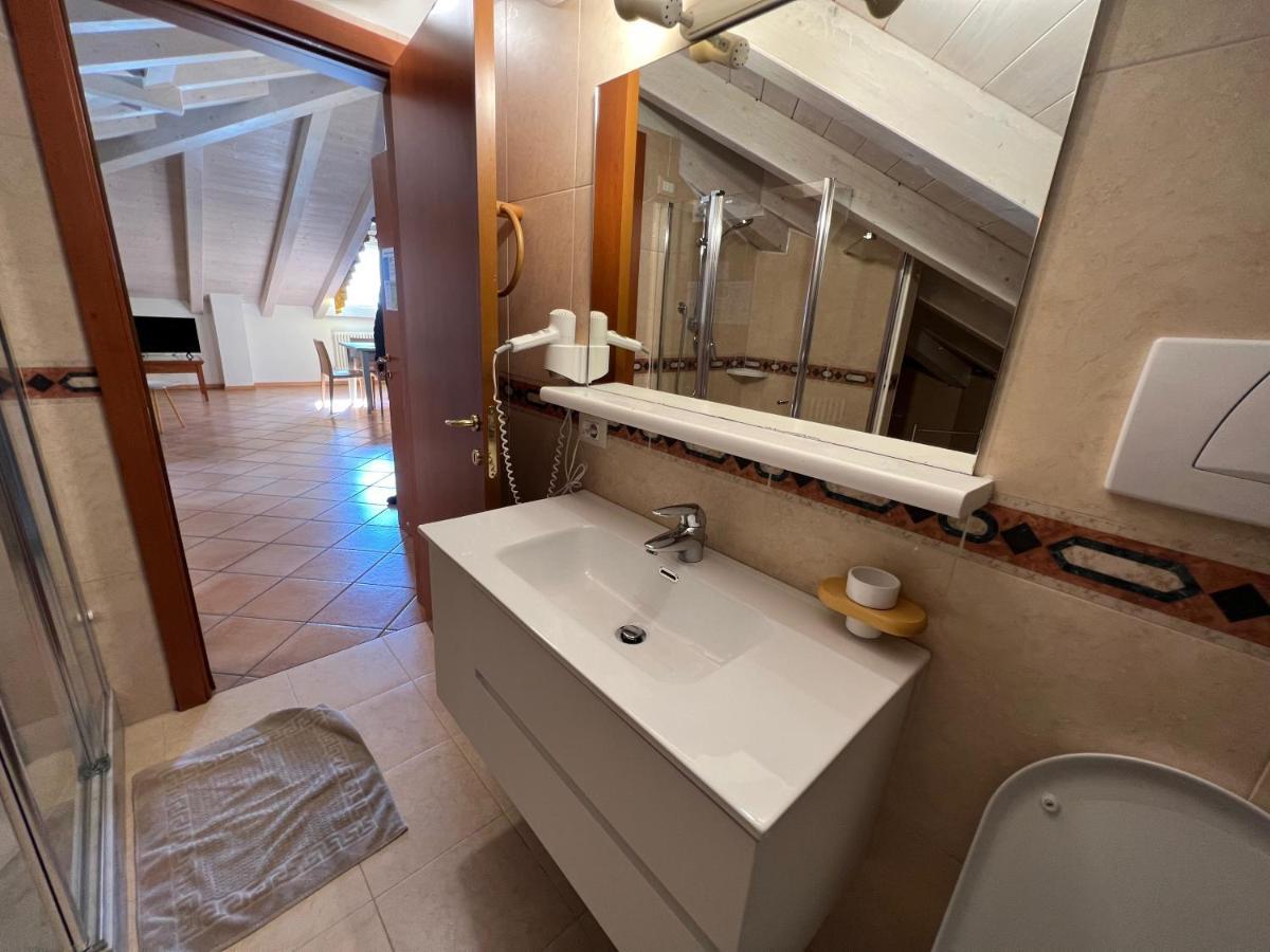 Studio Apartments Baia Azzurra 7 Torbole Sul Garda Zewnętrze zdjęcie