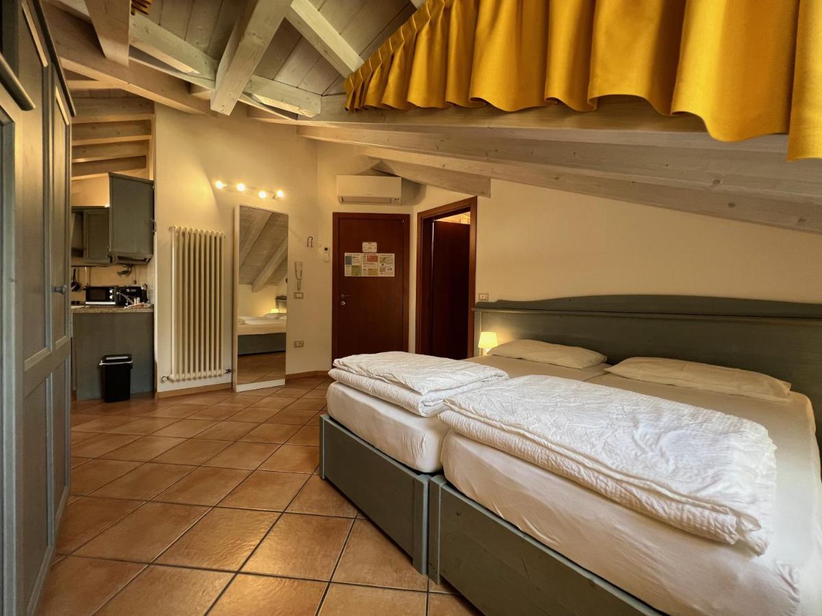 Studio Apartments Baia Azzurra 7 Torbole Sul Garda Zewnętrze zdjęcie